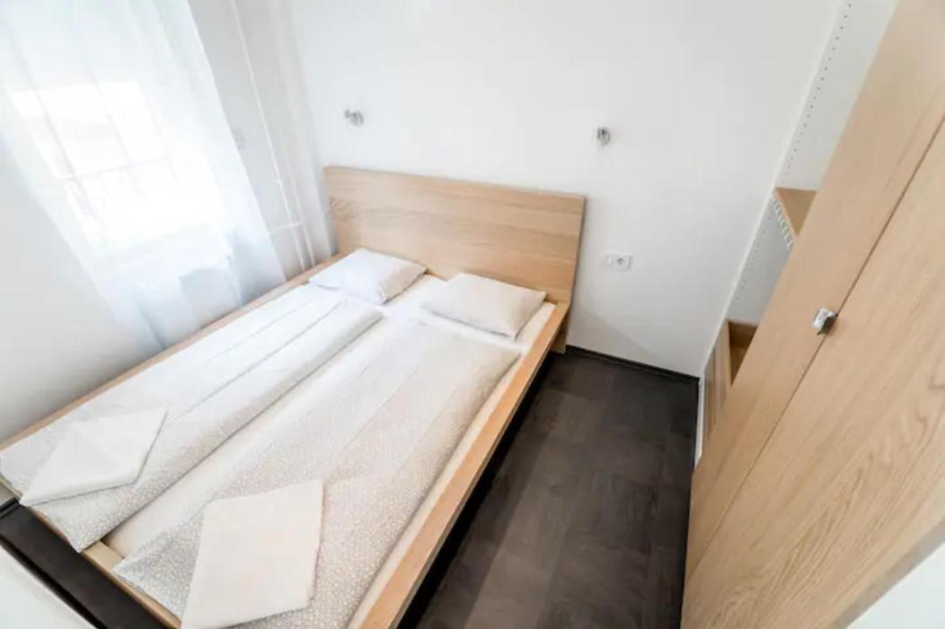 Hi-Bp Sunny Home Apartments In The Heart Of Budapest Exterior photo