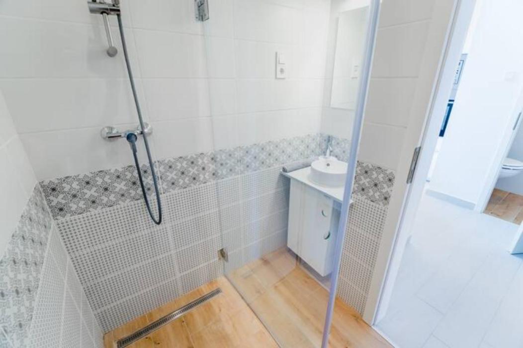 Hi-Bp Sunny Home Apartments In The Heart Of Budapest Exterior photo